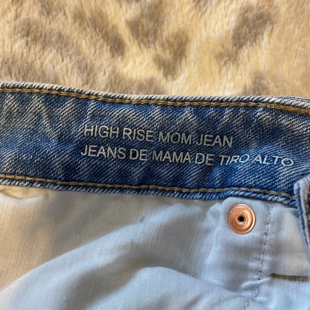 High Rise Mom Jeans - Picture 5 of 5
